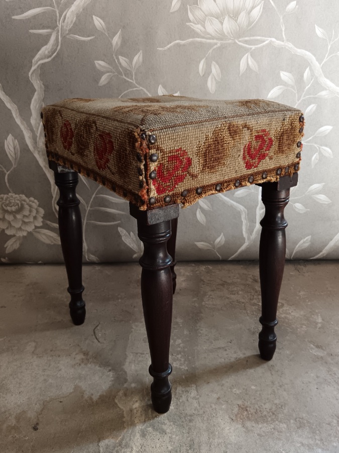 Tapestry top Footstool (4).jpg